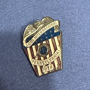1974 Lions International Pennsylvania PA Enamel Lapel Pin Vintage